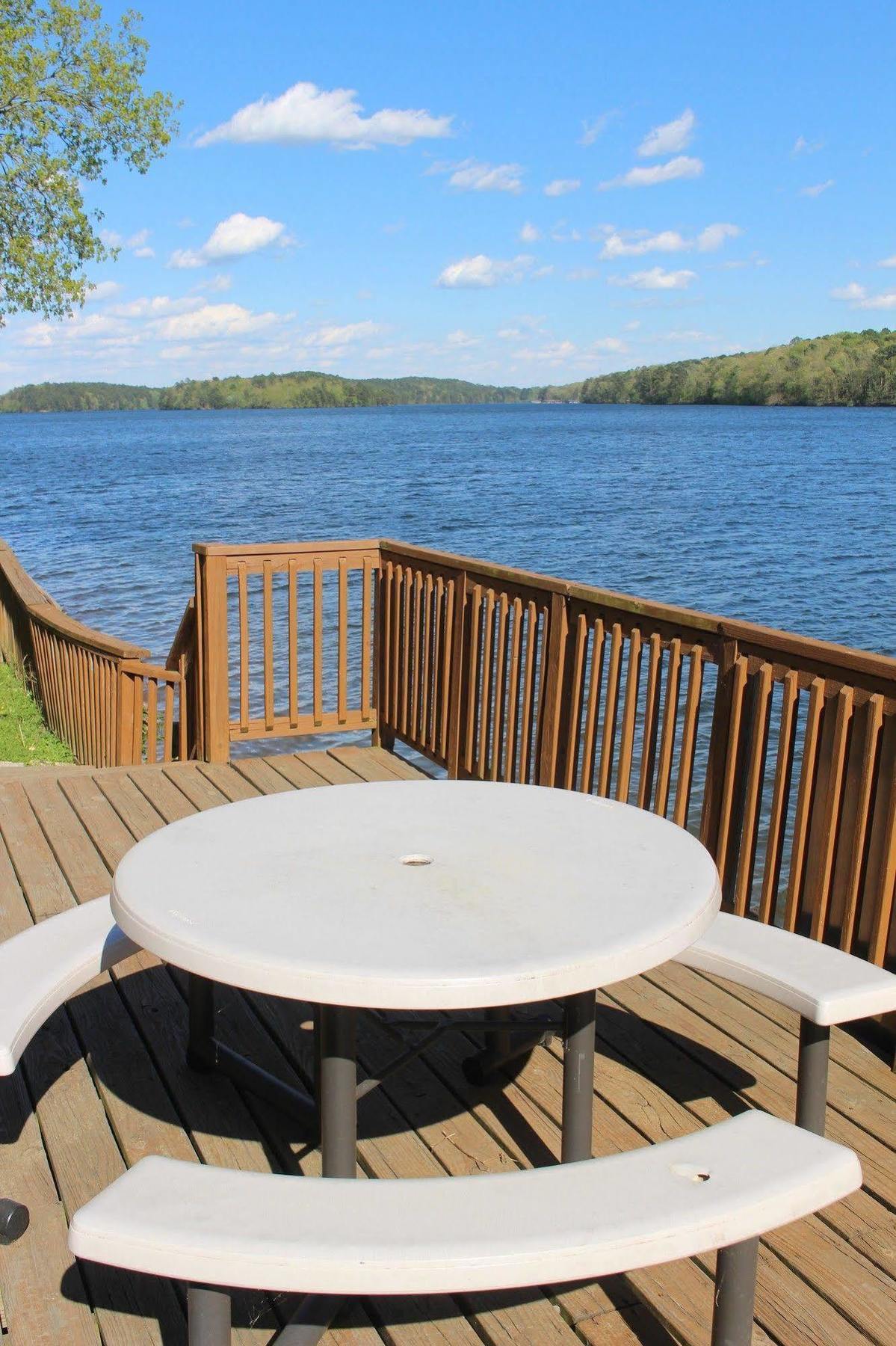The Wharf Resort Lake Hamilton Eksteriør billede