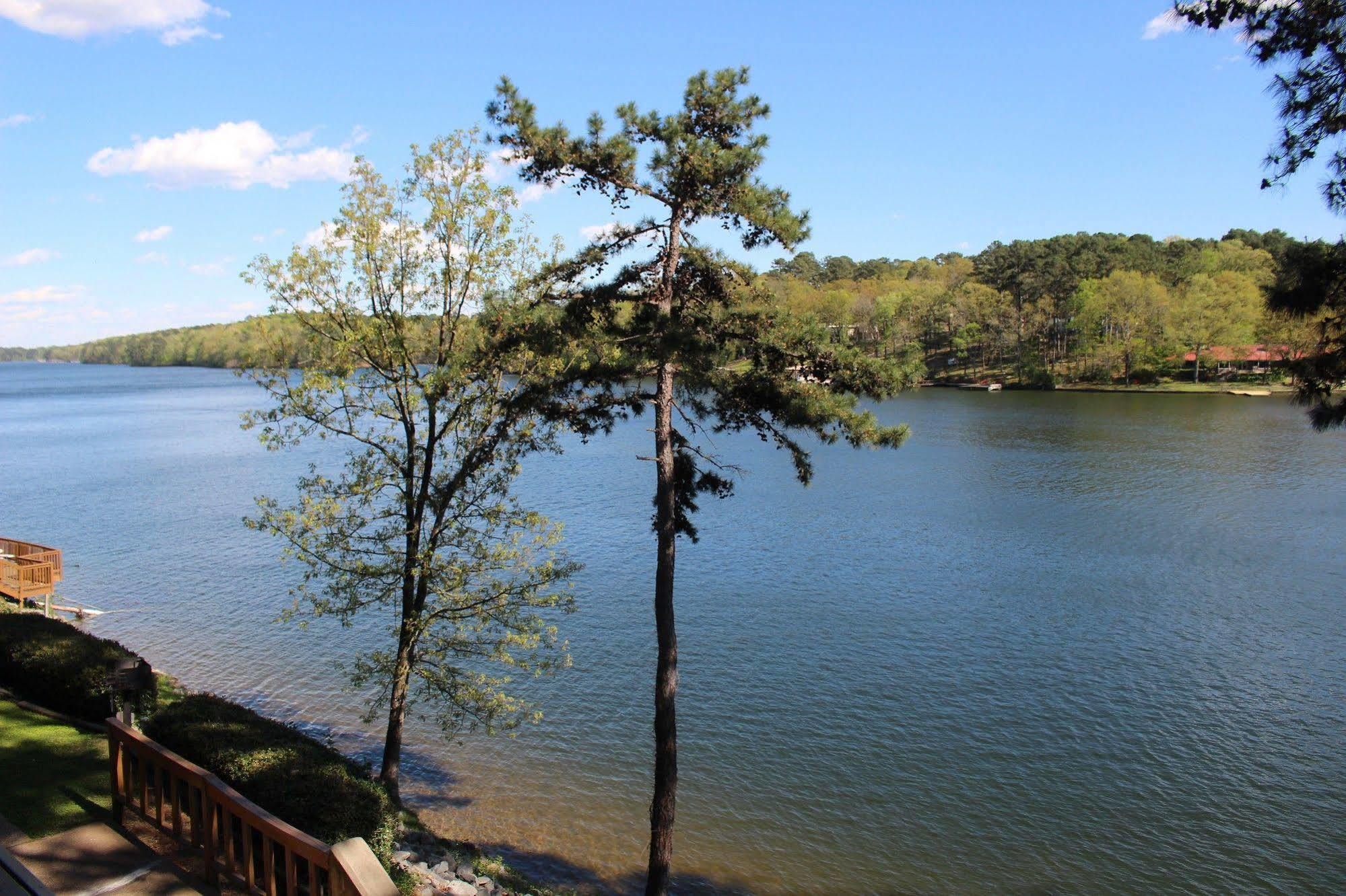 The Wharf Resort Lake Hamilton Eksteriør billede